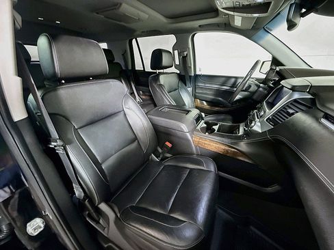 Used 2020 Chevrolet Tahoe LT AWD/4WD image 30