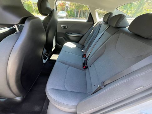 Used 2025 Kia K4 FWD image 24