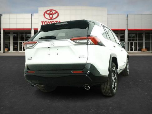 New 2025 Toyota RAV4 XSE image 20