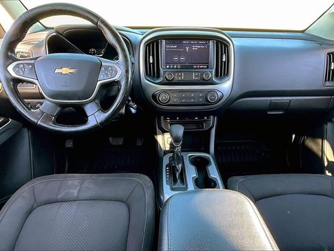 Used 2022 Chevrolet Colorado LT w/ Fleet Safety Package image 15