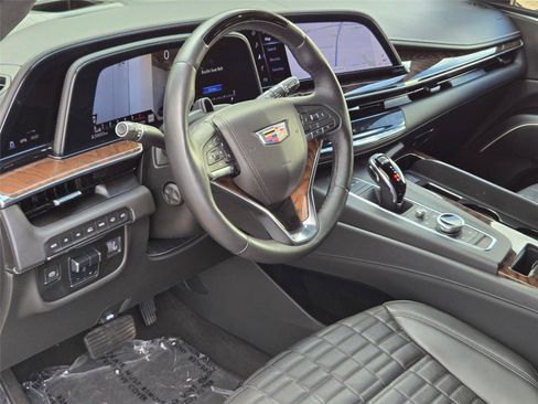 Used 2022 Cadillac Escalade ESV Sport Platinum AWD/4WD image 10