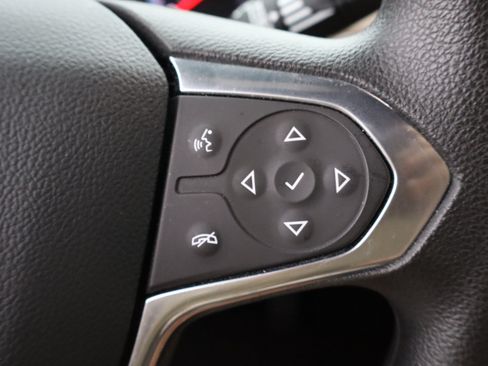 Used 2023 Chevrolet Traverse LS w/ Safety Package FWD image 20