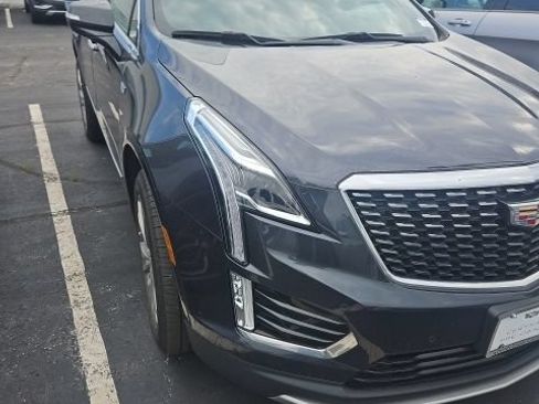 Certified 2023 Cadillac XT5 Premium Luxury AWD/4WD image 2