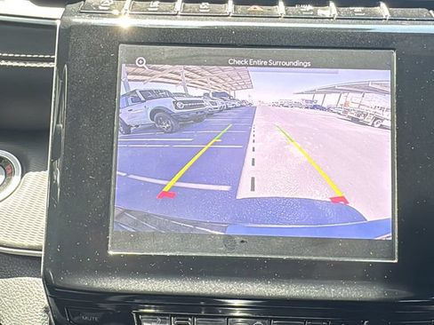 Used 2023 Jeep Grand Cherokee L Laredo AWD/4WD image 17