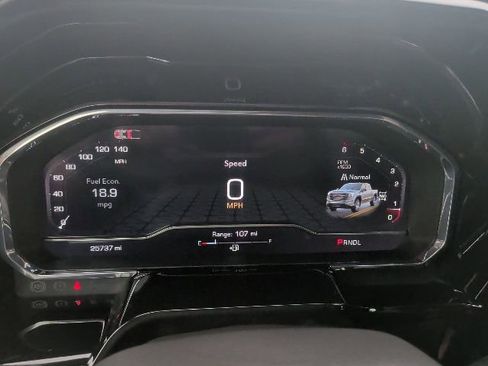 Certified 2025 GMC Sierra 1500 SLT image 29