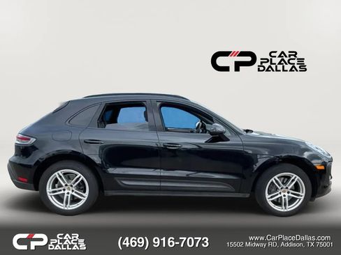 Used 2022 Porsche Macan w/ Driver Memory Package AWD/4WD image 4