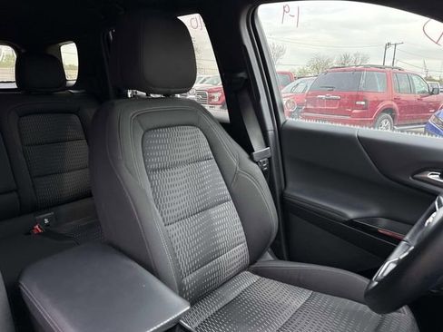 Used 2025 Chevrolet Equinox LT image 28