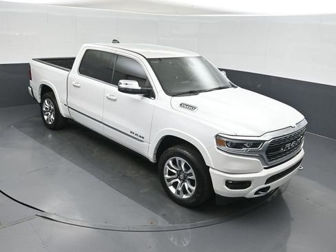 Used 2023 RAM 1500 Limited w/ Body Color Bumper Group AWD/4WD image 28