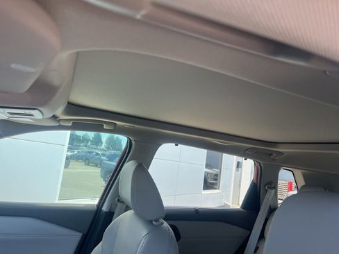 Used 2023 Nissan Rogue SL w/ SL Premium Package FWD image 11