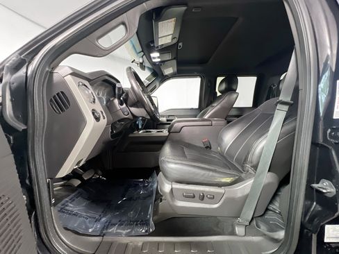 Used 2014 Ford F350 Lariat w/ Camper Package AWD/4WD image 14