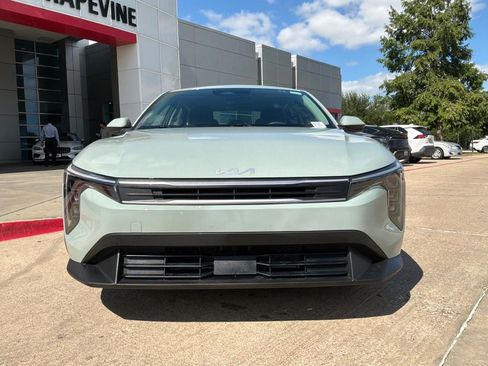 Used 2025 Kia K4 FWD image 3