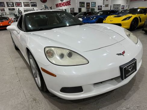 Used 2010 Chevrolet Corvette Coupe w/ Preferred Equipment Group image 4