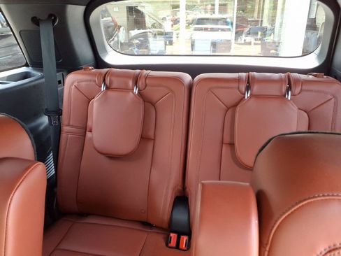 Used 2025 Lincoln Aviator Reserve w/ Equipment Group 201A AWD/4WD image 9