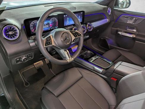 New 2026 Mercedes-Benz GLB 250 image 3