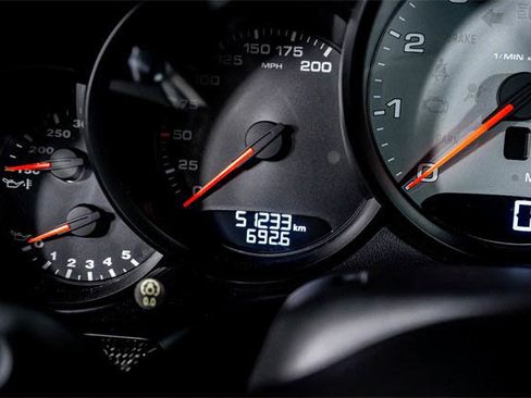 Used 2019 Porsche 911 Carrera 4S image 37