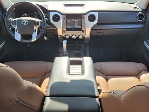 Certified 2019 Toyota Tundra SR5 image 18