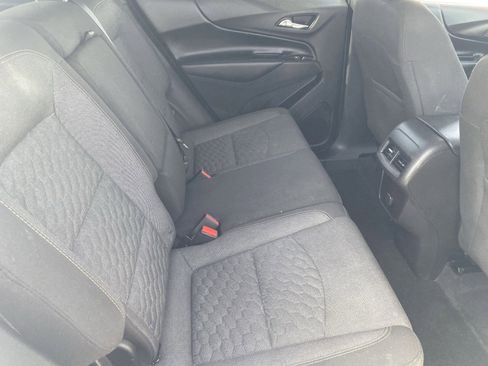 Used 2018 Chevrolet Equinox LT image 14