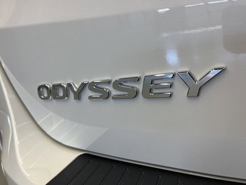 Used 2025 Honda Odyssey Elite image 44