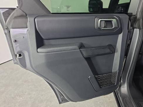 New 2025 Ford Bronco Badlands image 25