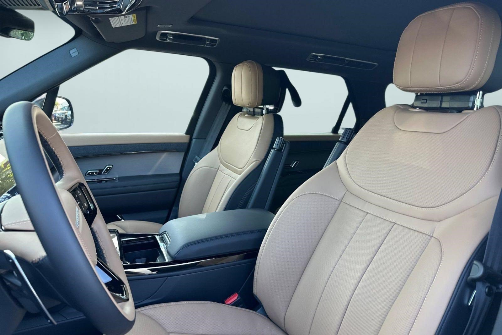 New 2026 Land Rover Range Rover Sport Dynamic SE AWD/4WD image 28