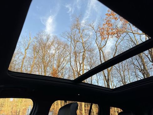 Used 2023 Jeep Grand Cherokee Overland w/ Adv Protech Group III image 23