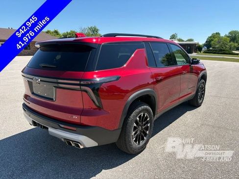 Used 2025 Chevrolet Traverse Z71 w/ Driver Confidence Package AWD/4WD image 6