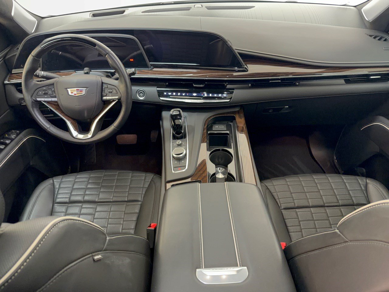 Used 2022 Cadillac Escalade Sport Platinum AWD/4WD image 17
