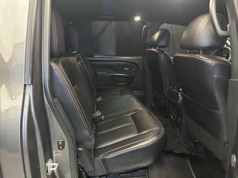 Used 2023 Nissan Titan PRO-4X w/ Pro-4x Convenience Package AWD/4WD image 16