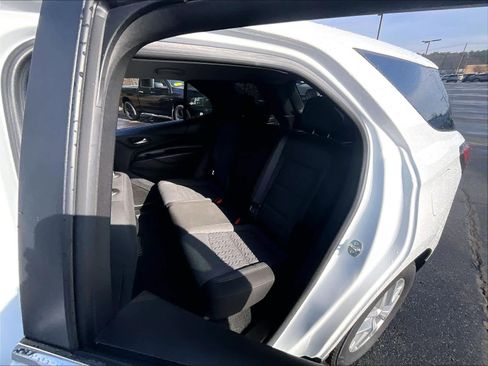 Used 2024 Chevrolet Equinox LT image 14