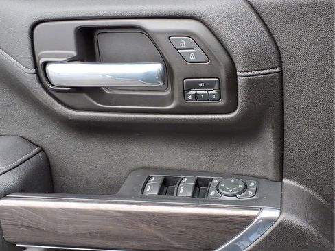 Used 2021 Chevrolet Silverado 1500 LTZ image 19