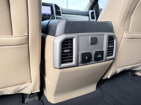 Used 2020 Ford F350 Lariat w/ Lariat Value Package image 25