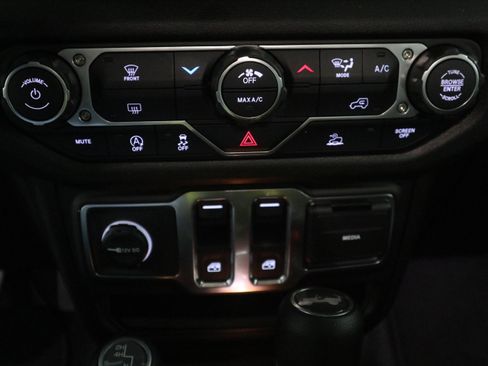 New 2026 Jeep Wrangler Sport AWD/4WD image 25