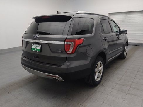 Used 2016 Ford Explorer XLT w/ Equipment Group 202A AWD/4WD image 9