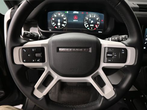 Used 2023 Land Rover Defender 110 X-Dynamic SE AWD/4WD image 27