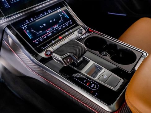Used 2025 Audi RS Q8 performance image 38
