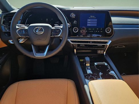 Used 2025 Lexus RX 350 FWD w/ Technology Package image 17