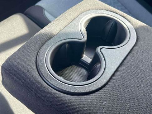 Used 2023 Chevrolet Equinox LS image 14