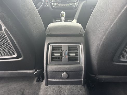 Used 2018 BMW 320i xDrive Sedan w/ Convenience Package image 33