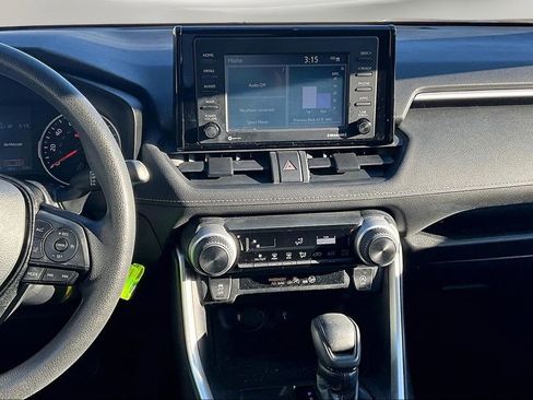 Used 2020 Toyota RAV4 LE image 11