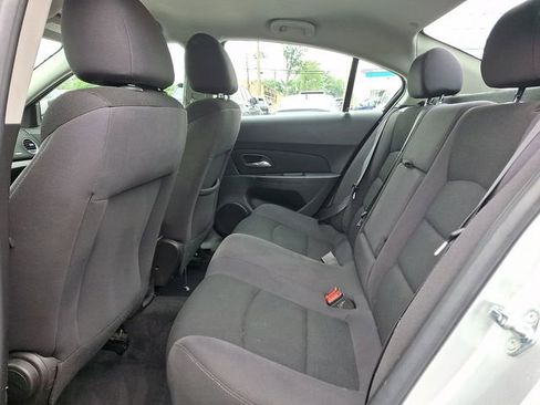 Used 2015 Chevrolet Cruze LT FWD image 10