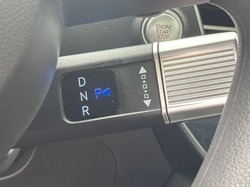 Certified 2025 Hyundai Sonata SEL FWD image 32