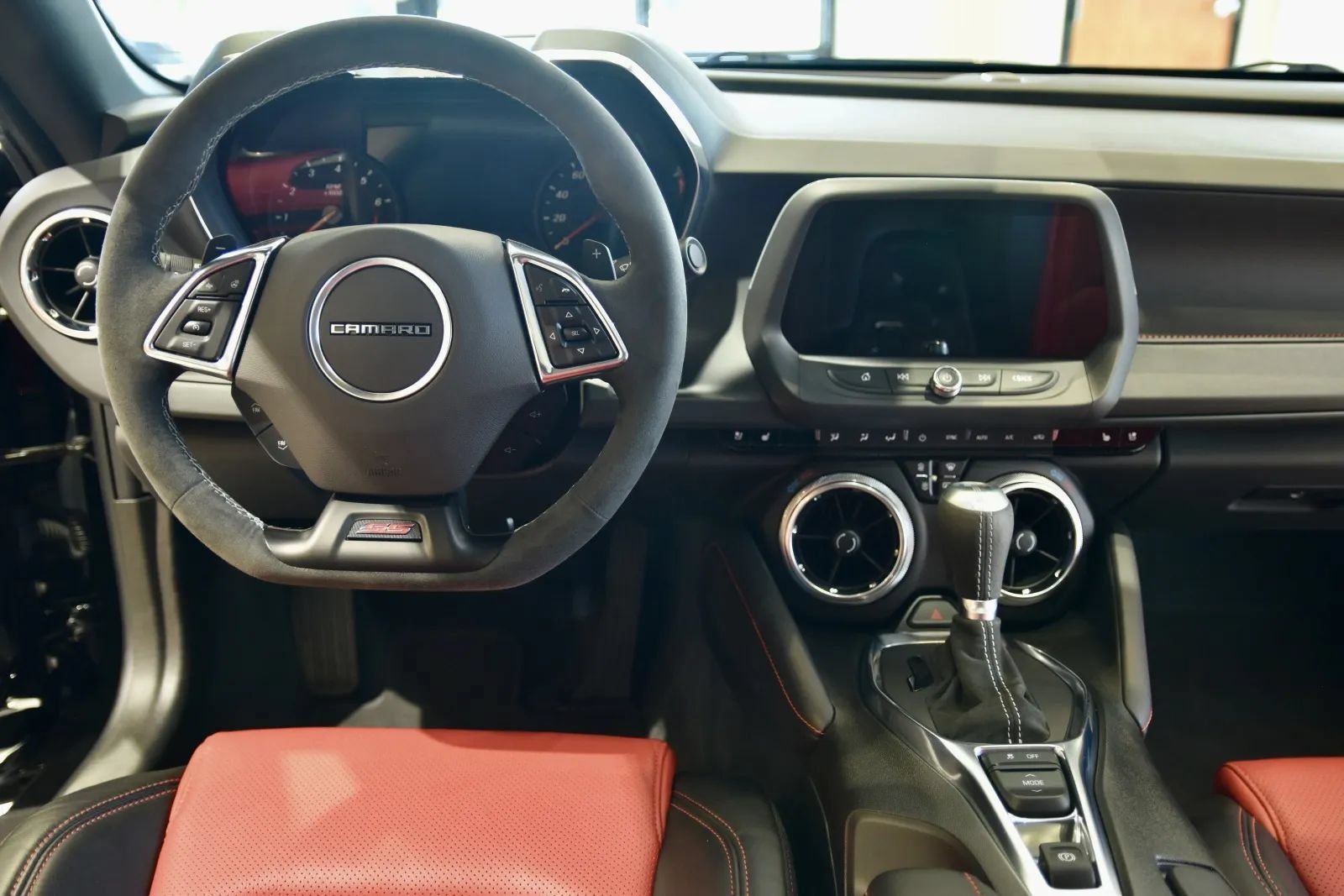 Used 2023 Chevrolet Camaro SS RWD image 12