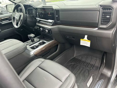 New 2026 GMC Sierra 1500 Elevation w/ Elevation Premium Package AWD/4WD image 39
