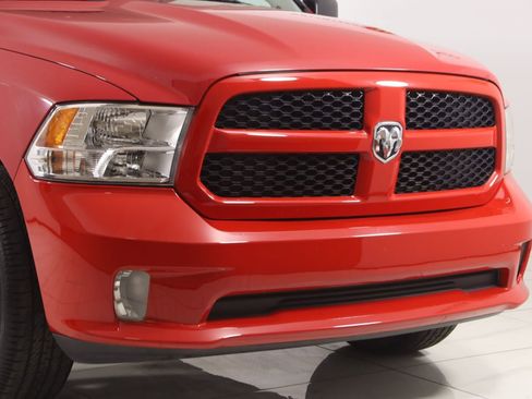 Used 2016 RAM 1500 ST AWD/4WD image 32