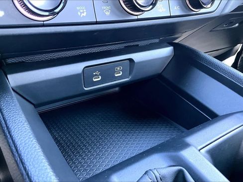 Used 2024 Honda Accord EX image 35