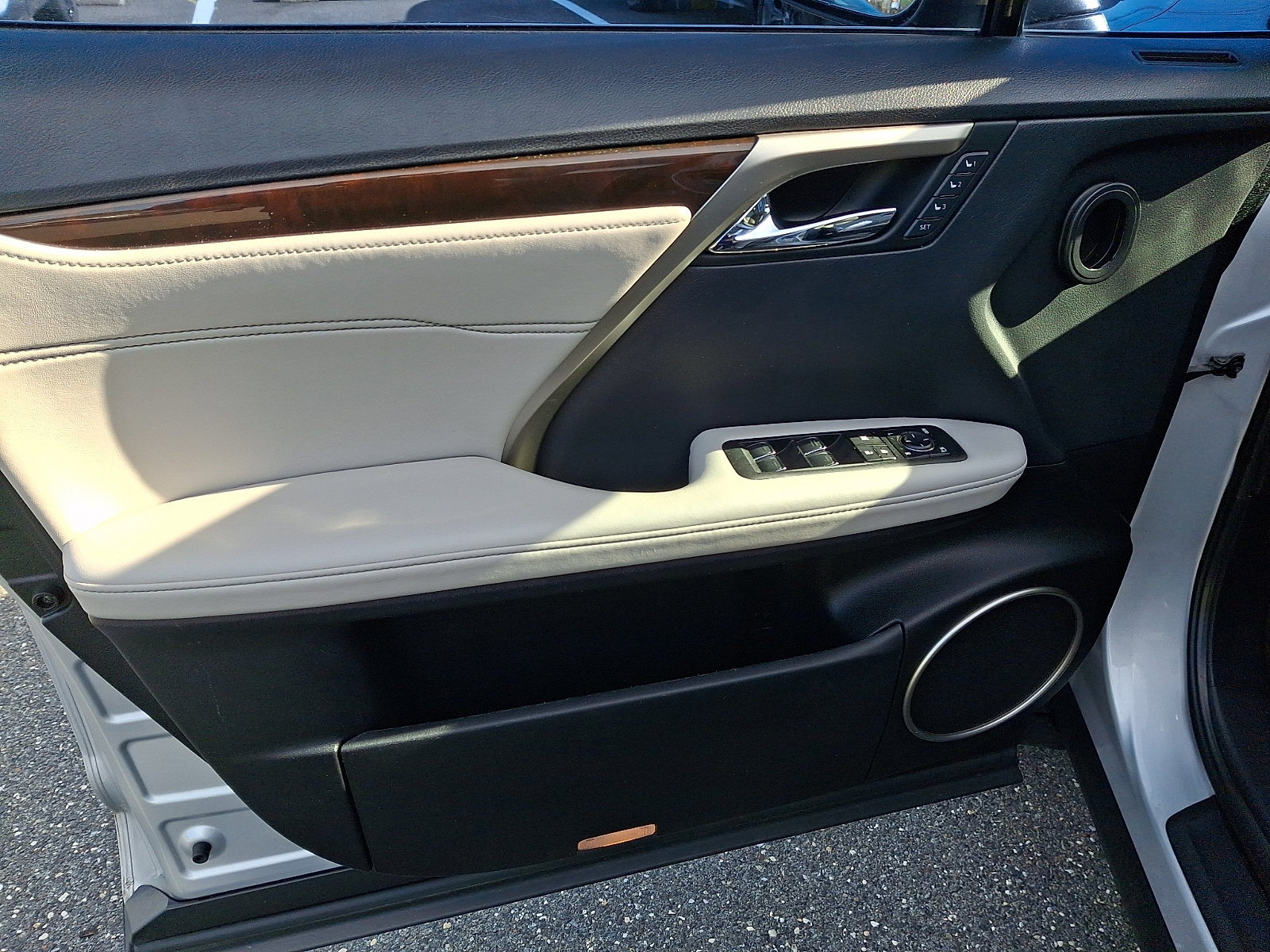 Used 2019 Lexus RX 350 AWD image 12
