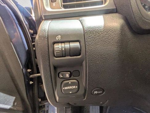 Used 2011 Subaru Impreza 2.5i Premium w/ PWR Moonroof Value Pkg AWD/4WD image 19