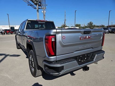 New 2026 GMC Sierra 3500 Denali w/ Denali Reserve Package image 3