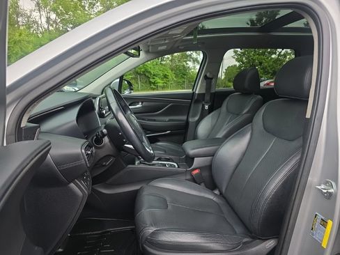 Used 2020 Hyundai Santa Fe SEL w/ Convenience + Premium Package AWD/4WD image 14