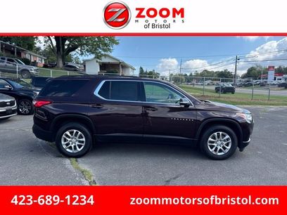 Used 2021 Chevrolet Traverse LT